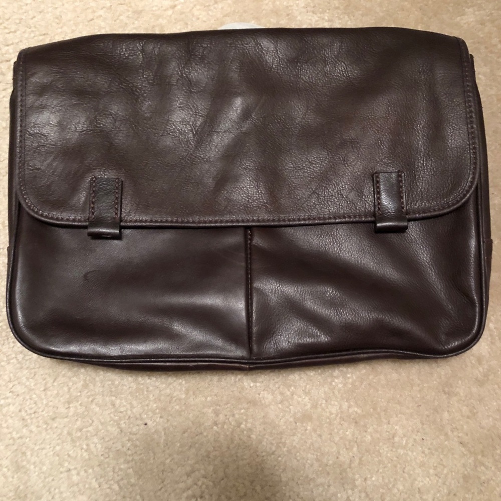 Leather messenger bag